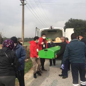 Şehit Jandarma Sıhhiye Çavuş Şadi DANABAŞ'ın annesi Emine DANABAŞ Yatağan'da son yolculuğuna uğurlandı. - fotoğraf 1