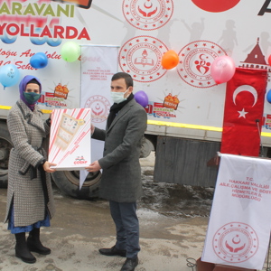 "Hediye Karavanı" Hakkâri’de - fotoğraf 13