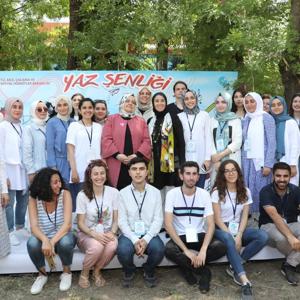 Bakan Selçuk: “Devlet Koruması Altındaki 14 Bin Çocuğumuzun Yarısı Teşekkür ve Takdir Aldı” - fotoğraf 8
