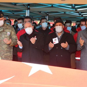 Şehit Piyade Sözleşmeli Er Ali Özdemir Dualarla Ebediyete Uğurlandı - fotoğraf 3