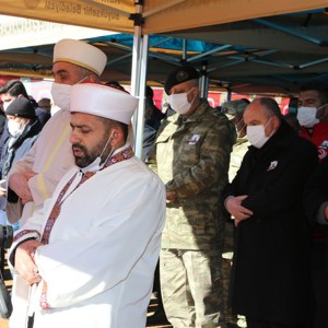 Şehit Piyade Sözleşmeli Er Ali Özdemir Dualarla Ebediyete Uğurlandı - fotoğraf 2