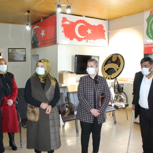 Sayın Valimizin Eşi Sevilay Coşkun Hanımefendi Şehit Aileleri ve Gazilerimizle Bir Araya Geldi - fotoğraf 11