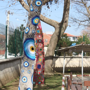 Engellilerimiz Marifetli Elleriyle Ağaçlara Giysi Ördüler - fotoğraf 6