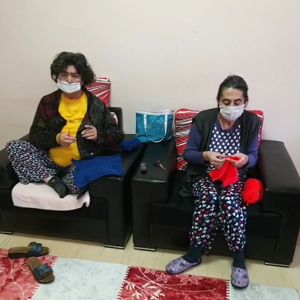 Engellilerimiz Marifetli Elleriyle Ağaçlara Giysi Ördüler - fotoğraf 8