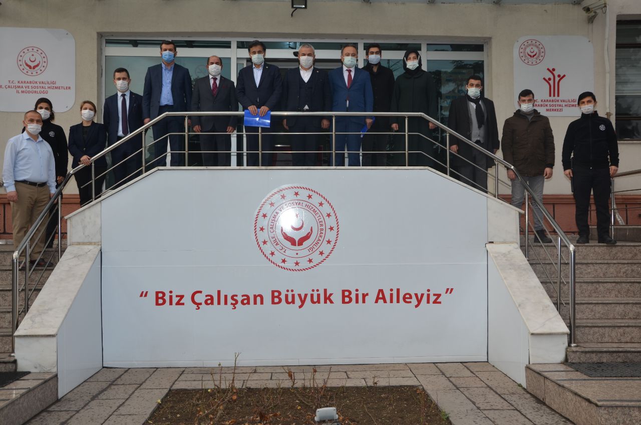 Milletvekillerimizden ve Ak Parti Yönetiminden İl Müdürümüze Hayırlı Olsun Ziyareti 