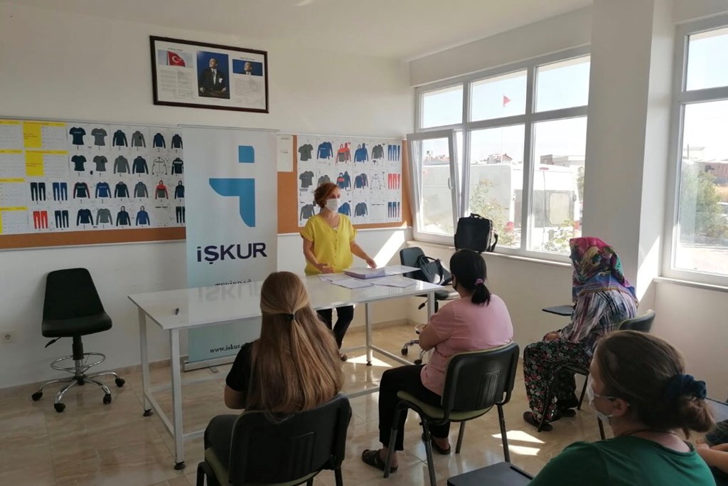 Bakan Selçuk: “2020 Yılında 423 Bin Kişiyi Mesleki Eğitim Kurslarımız ve İşbaşı Eğitim Programlarımızdan Yararlandırdık”