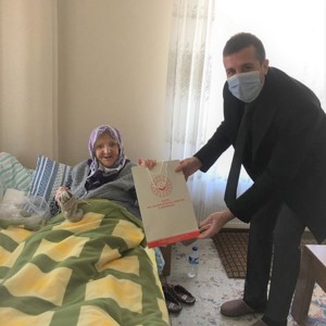 Yalova Aile, Çalışma ve Sosyal Hizmetler İl Müdürlüğü’nden Zeliha BARLAS Ninemize Ziyaret  - fotoğraf 1