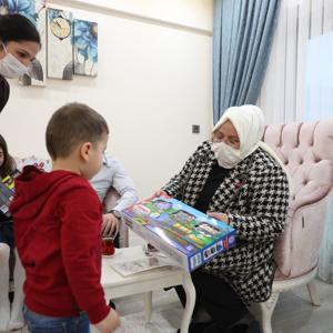 Bakan Selçuk, Aydın’da şehit ve gazi ailelerini ziyaret etti - fotoğraf 2