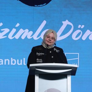 Emine Erdoğan Hanımefendi, Bakanımız Selçuk ile birlikte "Sıfır Atık Projesi''nden İlham Alınan "Atıktan Sanata" (ARTWİST) Adlı Projenin Tanıtımına Katıldı - fotoğraf 3