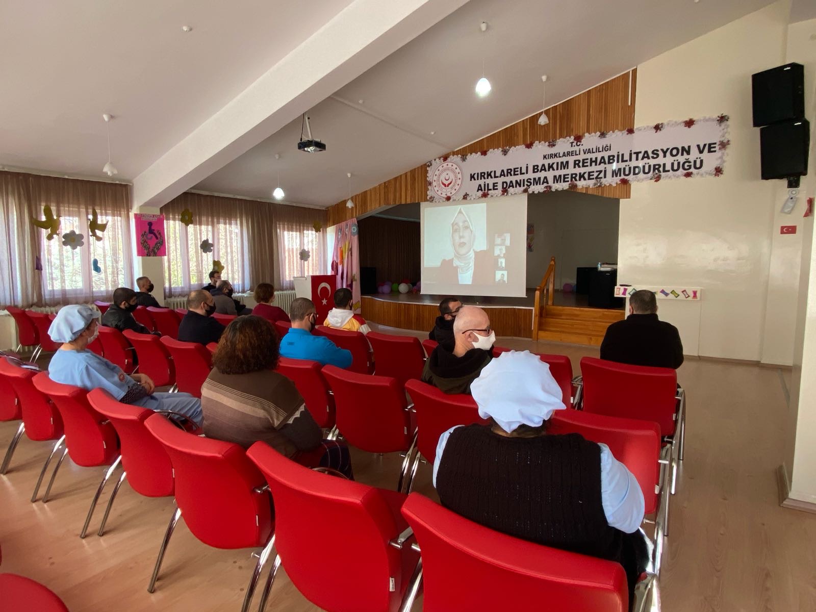 Engelli ve Yaşlı Bakım Kuruluşlarına yönelik düzenlenen "İnsanın Yaradılış Gayesi ve Kulluk Bilinci" hakkındaki söyleşiye katılım sağlanmıştır. 