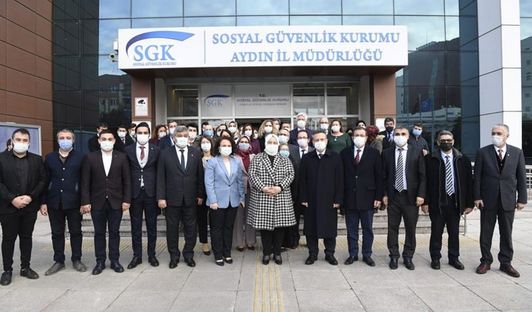Bakan Selçuk: “SGK'ye 1 Milyon 770 Bin Kişi 90 Milyar Lirayı Aşan Borç Yapılandırması İçin Başvurdu”