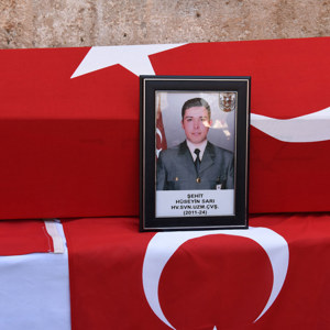 Şehit Hv.Svn.Uzm.Çvş. Hüseyin Sarı Dualarla Ebediyete Uğurlandı - fotoğraf 2