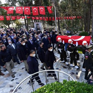 Şehit Hv.Svn.Uzm.Çvş. Hüseyin Sarı Dualarla Ebediyete Uğurlandı - fotoğraf 10