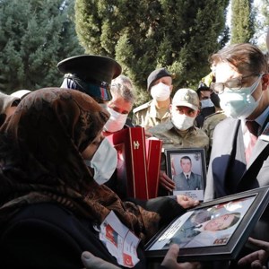 Şehit Hv.Svn.Uzm.Çvş. Hüseyin Sarı Dualarla Ebediyete Uğurlandı - fotoğraf 12