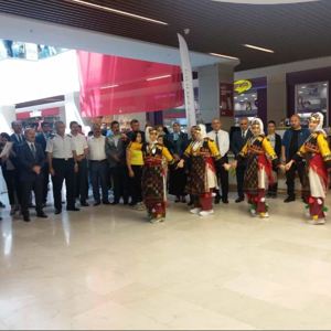 Milli Mücadele'nin ve Amasya Tamimi'nin 100. yılı dolayısıyla İl Müdürlüğü Olarak Sosyal Uyum ve Okul Destek Projesi Kapsamında "Yağlı Boya Sergisi" Açtık - fotoğraf 11