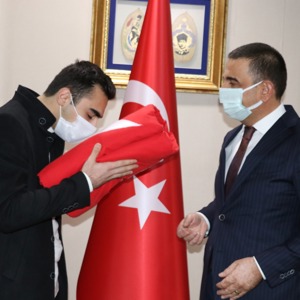 Anadolu Gönül Yolu-81 Genç 81 Bayrak etkinliği ile Türkiye’nin Dört Bir Yanından Gelecek Bayraklar Çanakkale’ye Ulaşacak - fotoğraf 2