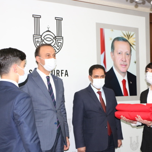 Al Bayrağımızı Teslim Ettik - fotoğraf 2
