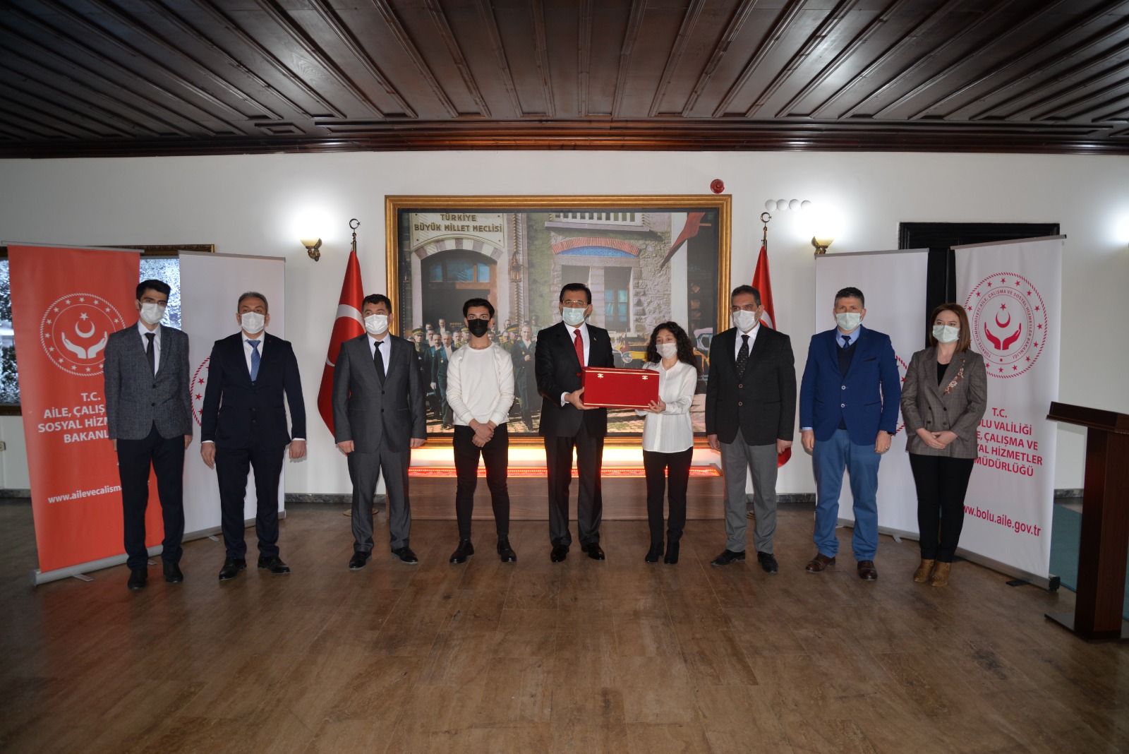 Anadolu Gönül Yolu 81 Genç 81 Bayrak