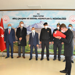 Anadolu Gönül Yolu 81 Genç 81 Bayrak - fotoğraf 7