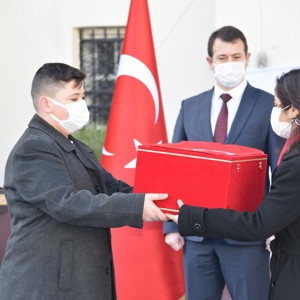 “Anadolu Gönül Yolu 81 Genç 81 Bayrak” Etkinliği Kapsamında Şanlı Bayrak Manisa’dan Uğurlandı - fotoğraf 5