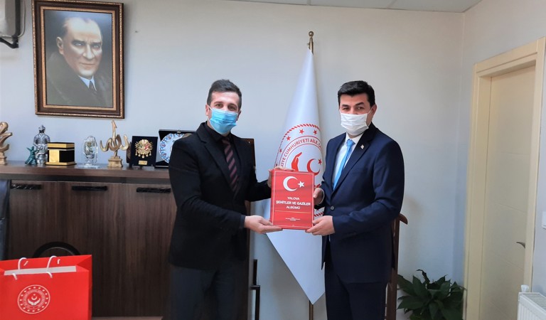 Türkiye Harp Malulü Gaziler Şehit  Dul ve  Yetimleri Derneği Genel Başkanı Sayın Mustafa IŞIK , İl Müdürü Arif LAÇİN’i Ziyaret Etti.