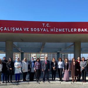 Genel Müdürümüz Selim ÇELENK’in 8 Mart Dünya Kadınlar Günü Mesajı - fotoğraf 1