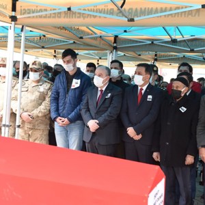 Şehidimiz Bkm.Asb.Kd.Bçvş. Mehmet Demir Dualarla Ebediyete Uğurlandı - fotoğraf 4