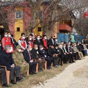 Şehidimiz Topçu Asb.Kd.Çvş. Nazmi Yılmaz Dualarla Ebediyete Uğurlandı - fotoğraf 14