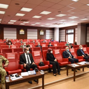 Kadına Yönelik Şiddetle Mücadele İl Koordinasyon, İzleme Ve Değerlendirme Komisyonu Toplantısı Düzenlendi - fotoğraf 5