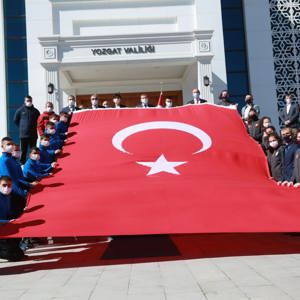 Anadolu Gönül Yolu-81 Genç 81 Bayrak etkinliği ile Türkiye’nin Dört Bir Yanından Gelecek Bayraklar Çanakkale’ye Ulaşacak - fotoğraf 3
