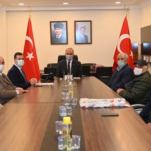 Erişilebilirlik İzleme ve Denetleme Komisyon Üyeleri Valimiz Sayın Muammer EROL’u Makamında Ziyaret Etti. - fotoğraf 2