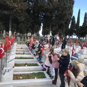 Şehitlik Ziyaret Edildi - fotoğraf 4