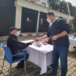 İl Müdürümüz Akhisar Huzurevi Yaşlı Bakım ve Rehabilitasyon Merkezi Müdürlüğümüz Sakinlerini Ziyaret Etti - fotoğraf 3