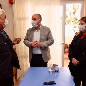 Sayın Valimiz Ömer Faruk Coşkun’dan Yaşlılar Haftası Dolayısıyla Huzurevine Ziyaret - fotoğraf 9