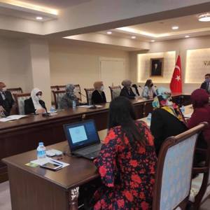 Van’da Kadına Yönelik Şiddetle Mücadele İl Koordinasyon İzleme ve Değerlendirme Toplantısı Yapıldı - fotoğraf 2