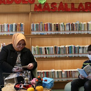 Bakan Selçuk, Devlet Koruması Altındaki Çocuklara Millet Kütüphanesinde Kitap Okudu - fotoğraf 2