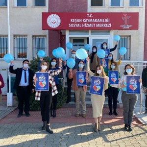 Sosyal Hizmet Merkezlerimizde “2 Nisan Dünya Otizm Farkındalık Günü” - fotoğraf 2