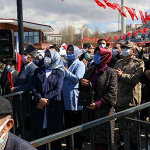 Van’ın Düşman İşgalinden Kurtuluşunun 103. Yılı Coşkuyla Kutlandı - fotoğraf 17