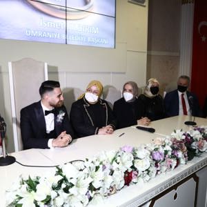 Bakan Selçuk, 15 Temmuz Şehidi Mehmet Şefik Şefkatlioğlu’nun Kızının Nikah Şahidi Oldu - fotoğraf 2
