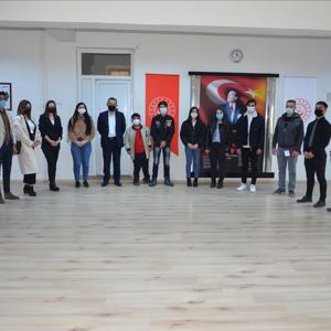 Kurumlarımızdan Ayrılıp, İş Hayatına Atılan Gençlerimiz İl Müdürümüz Bilgin ÖZBAŞ’ı ziyaret etti - fotoğraf 3