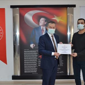 Covid-19 Süreci Çalışmaları Kapsamında Teşekkür Belgeleri  Personellerimize Teslim Edildi - fotoğraf 1