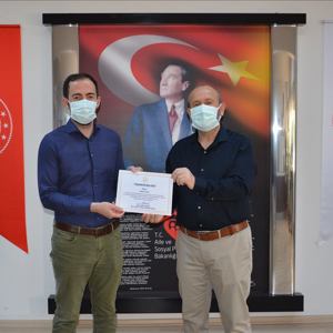Covid-19 Süreci Çalışmaları Kapsamında Teşekkür Belgeleri  Personellerimize Teslim Edildi - fotoğraf 2