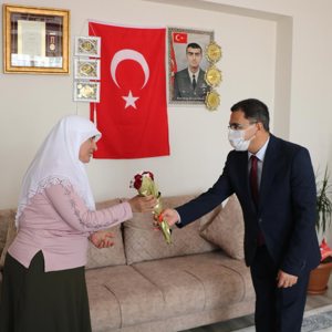 İl Müdürümüz Rifai Yıldırım Anneler Günü Münasebetiyle Şehit Yakınlarını Ziyaret Etti - fotoğraf 8