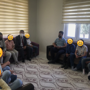 Vali Mehmet Emin  Bilmez, Eşi Meral Bilmez, İl Müdürümüz Tarık KUŞMAN ve Beraberindeki Protokol ile Şehit Ailelerini Ziyaret Ederek Bayramlarını Kutladılar - fotoğraf 7