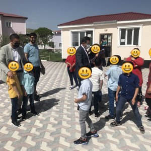 Vali Mehmet Emin  Bilmez, Eşi Meral Bilmez, İl Müdürümüz Tarık KUŞMAN ve Beraberindeki Protokol ile Şehit Ailelerini Ziyaret Ederek Bayramlarını Kutladılar - fotoğraf 8