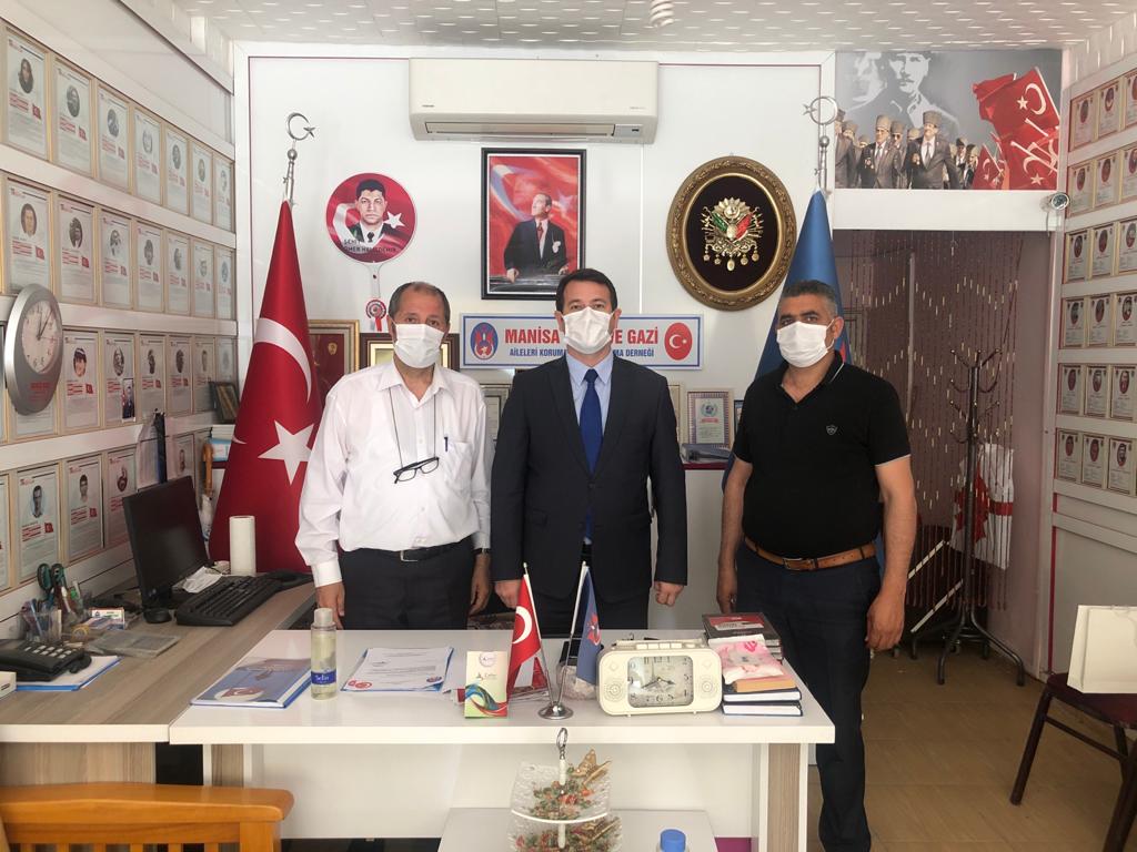 İl Müdürümüz Mustafa Feridun GÜLGEÇ Manisa Şehit ve Gazi Aileleri Koruma ve Kalkındırma Derneği’ni Ziyaret Etti