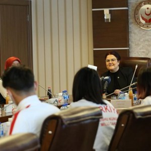 Bakan Yanık, 19 Mayıs’ta 19 milli sporcuyla buluştu - fotoğraf 2