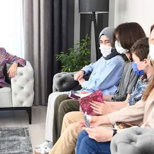 Aile Haftası münasebetiyle Valimiz Sayın Funda KOCABIYIK ailelerimizi ziyaret etti. - fotoğraf 2
