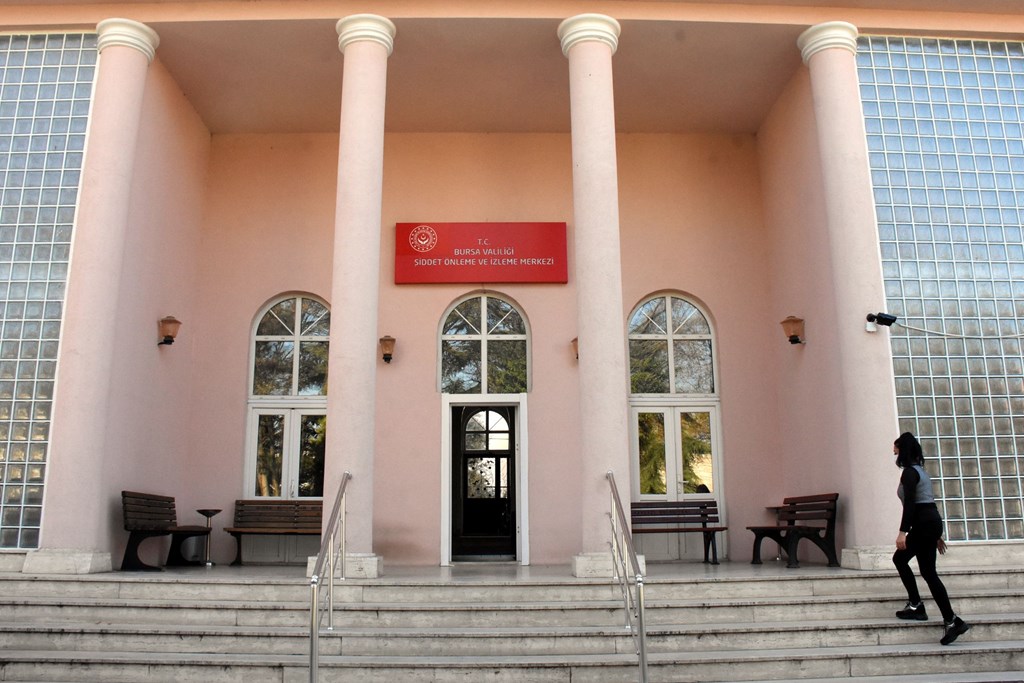 kadinin statusu genel mudurlugu erken yas evlilik unicef kadin siddet