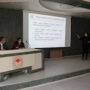 Muhtarlarımıza Çeşitli Konularda Eğitim Verilmek Üzere Toplantı Yapıldı - fotoğraf 1